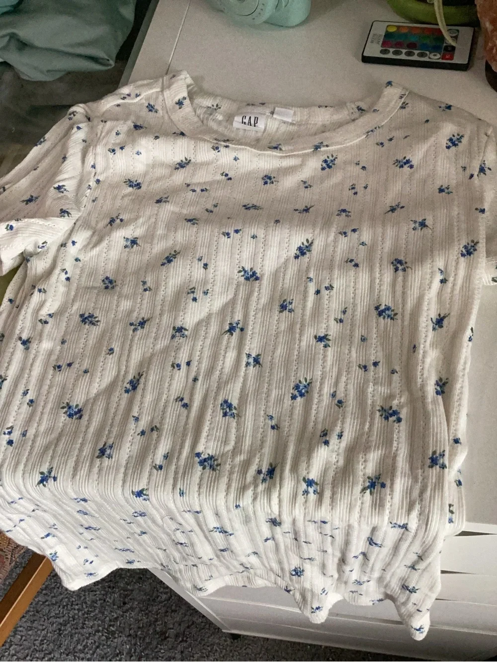 GAP White Ribbed Short-Sleeve Tee with Small Blue Floral Print